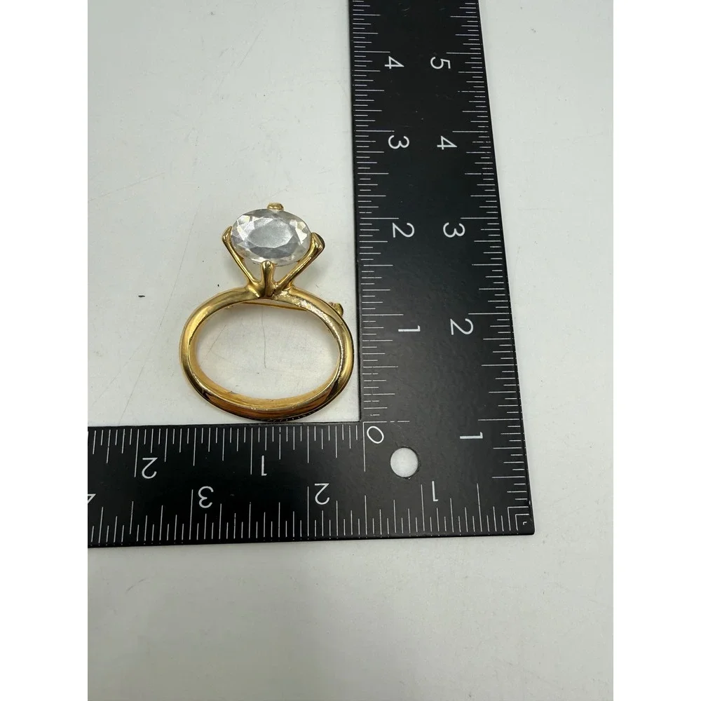 Vintage‎ Oversized Solitaire Engagement Ring Brooch Gold Tone Clear Crystal Pin